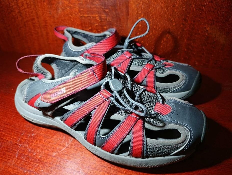 women teva sandals red 39