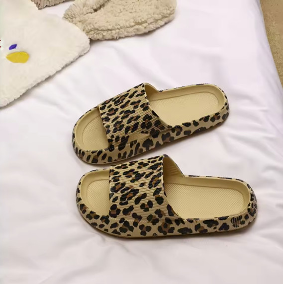 New Spring and Summer Eva Soft Thick-Soled Comfortable and Fashionable Leopard P