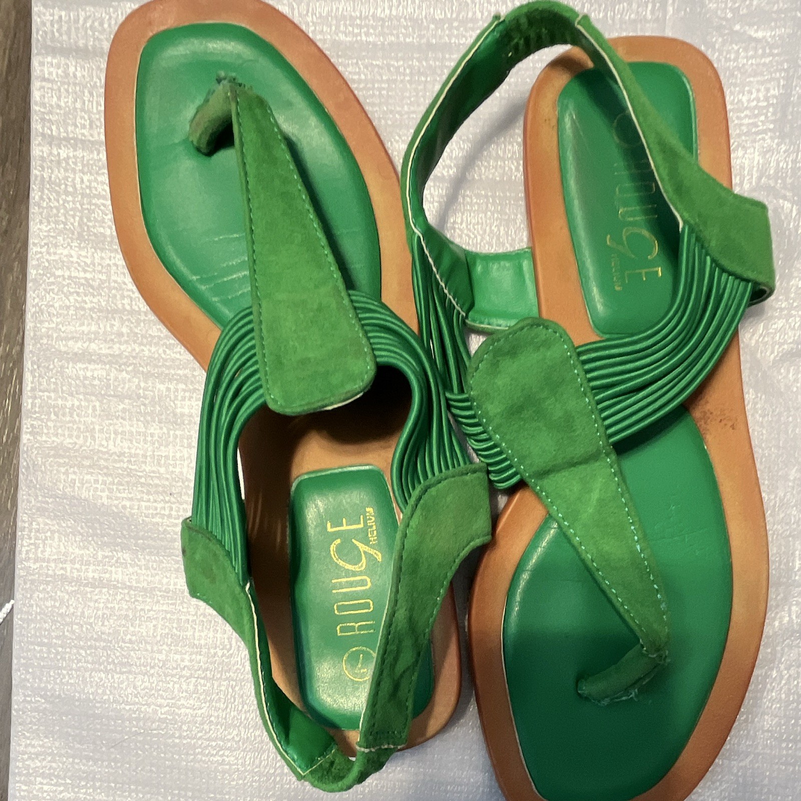 Rouge Women’s Suede Thong Sandals Green Solid Slip-On Straps Casual US 7