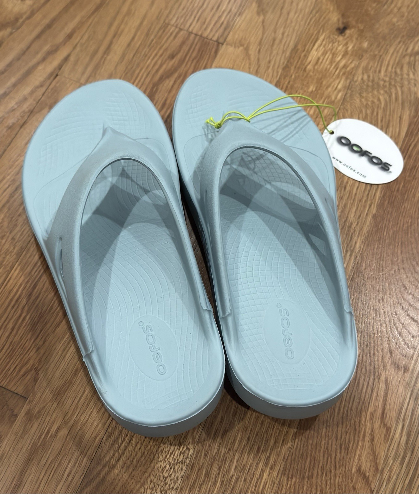 OOFOS Ooriginal Recovery Sandals Flip Flops Unisex Mist M8/W10