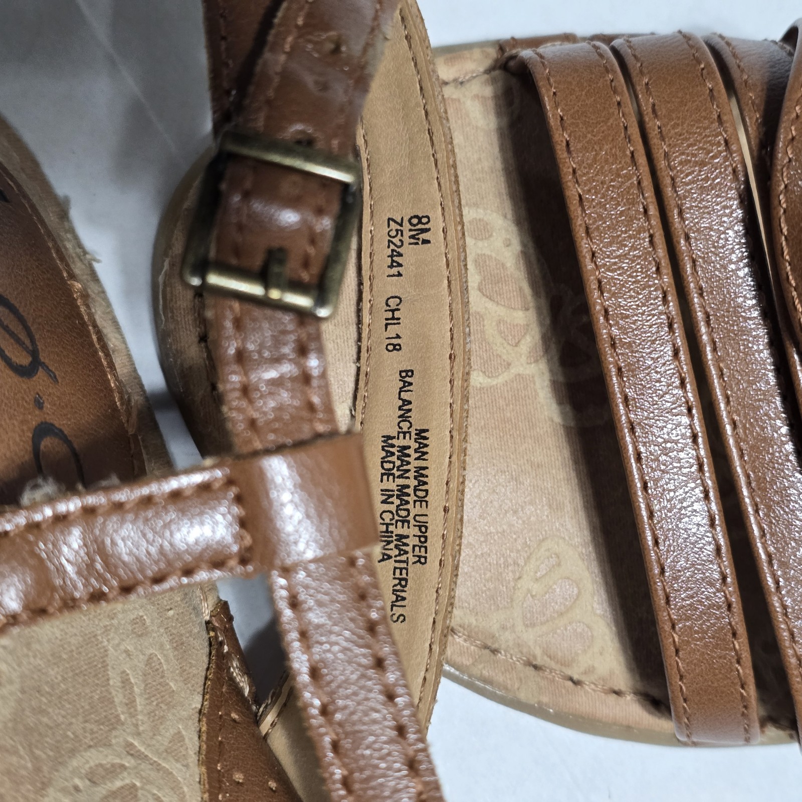 BOC size 8 Brown Strappy Sandals Perfect For SUMMERTIME in GOOD CONDITION