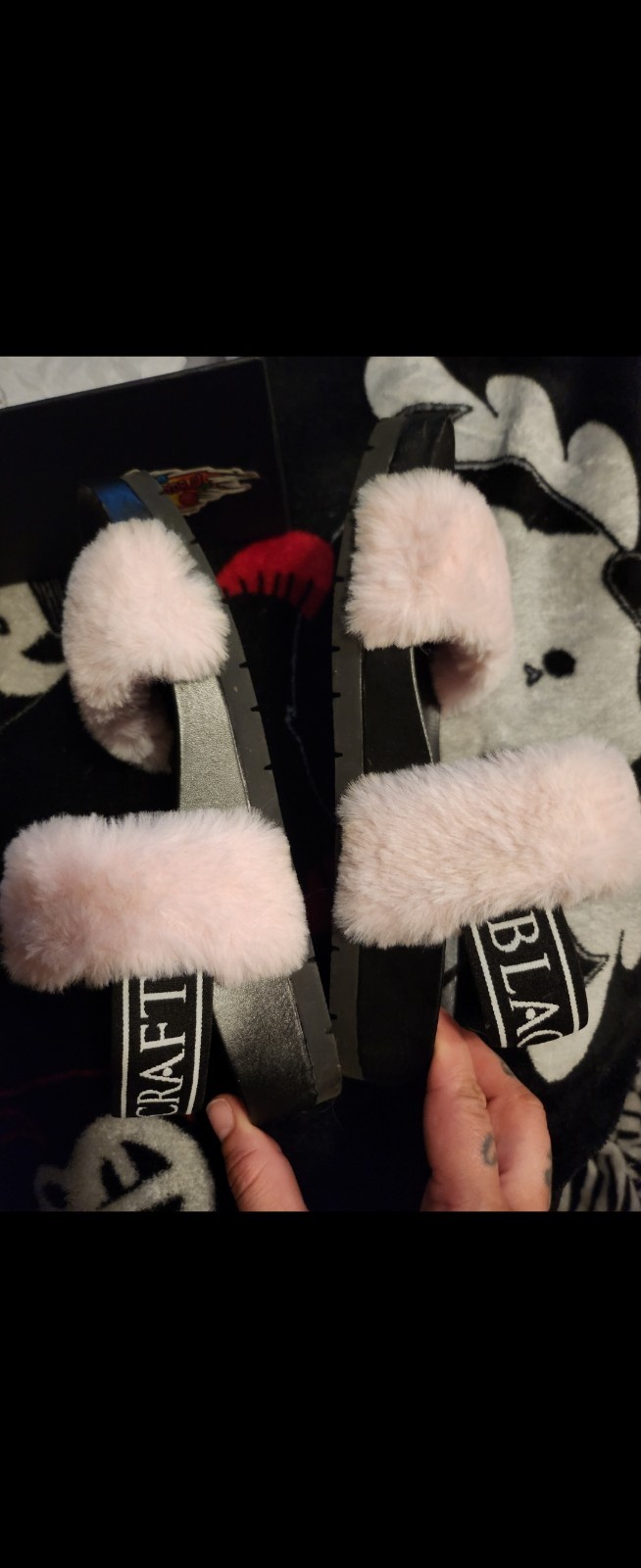 BLACKRAFT Women’s Faux Fur Slide Sandals Slip On Pink/Black Solid US 6