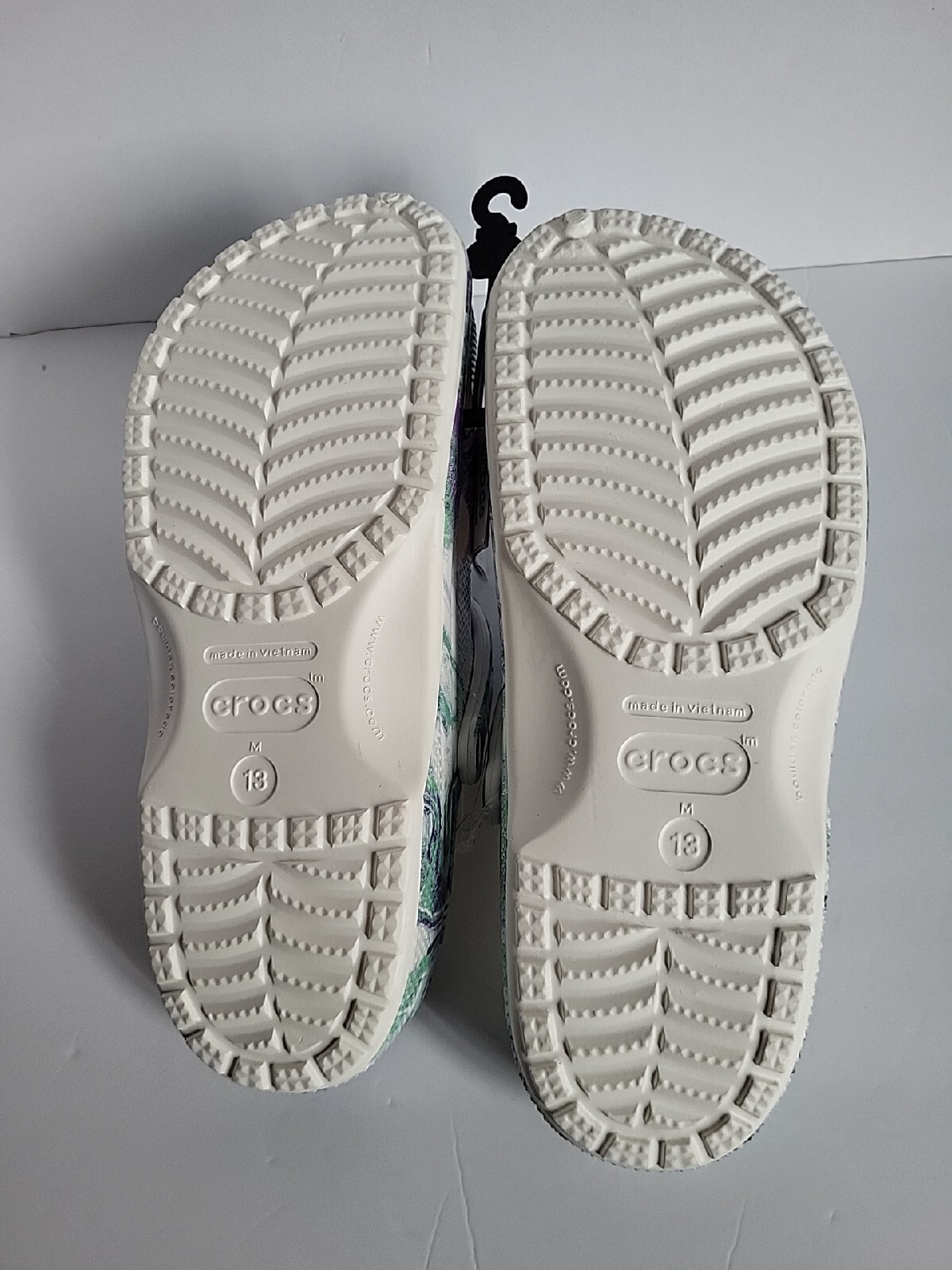 Crocs Classic Out Of This World II Clogs Purple Green 206868-94S Men’s 13 NWT