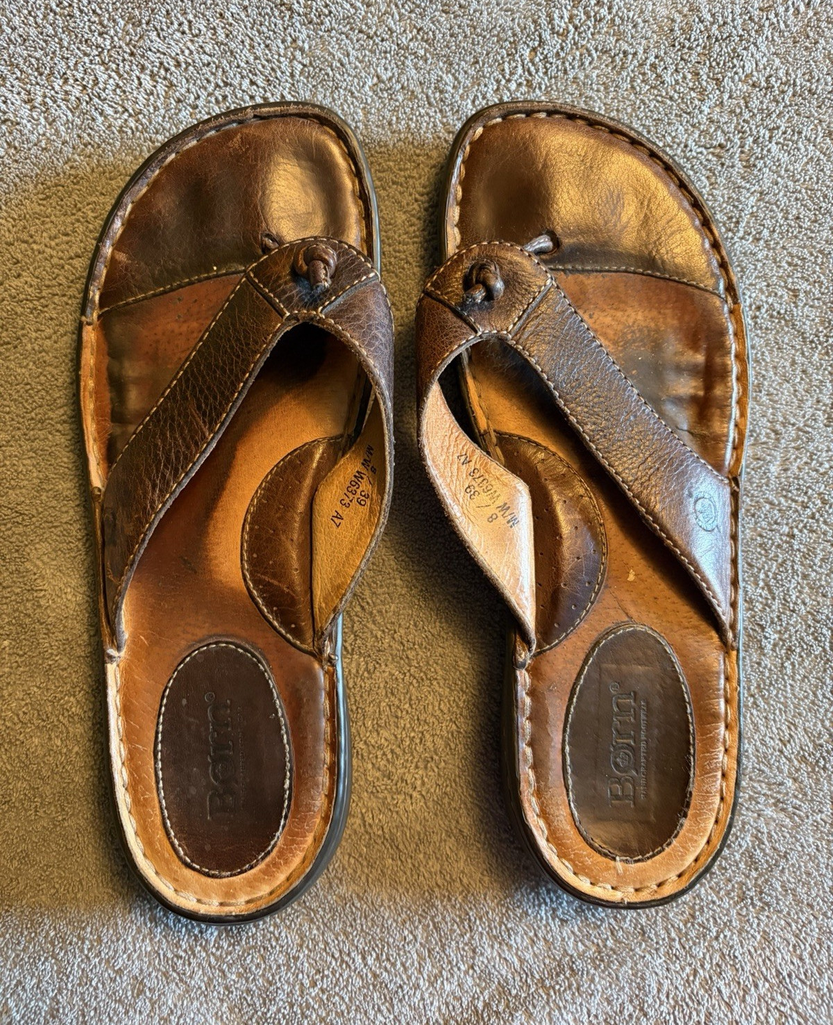 Børn Brown Leather Thong Slip-On Sandals Women’s – size 8 medium wide