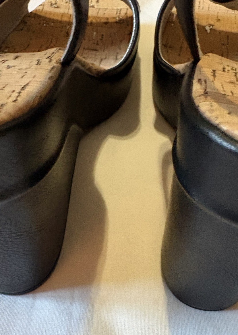 Korks Bardot 8M Cork Wedge Sandals New