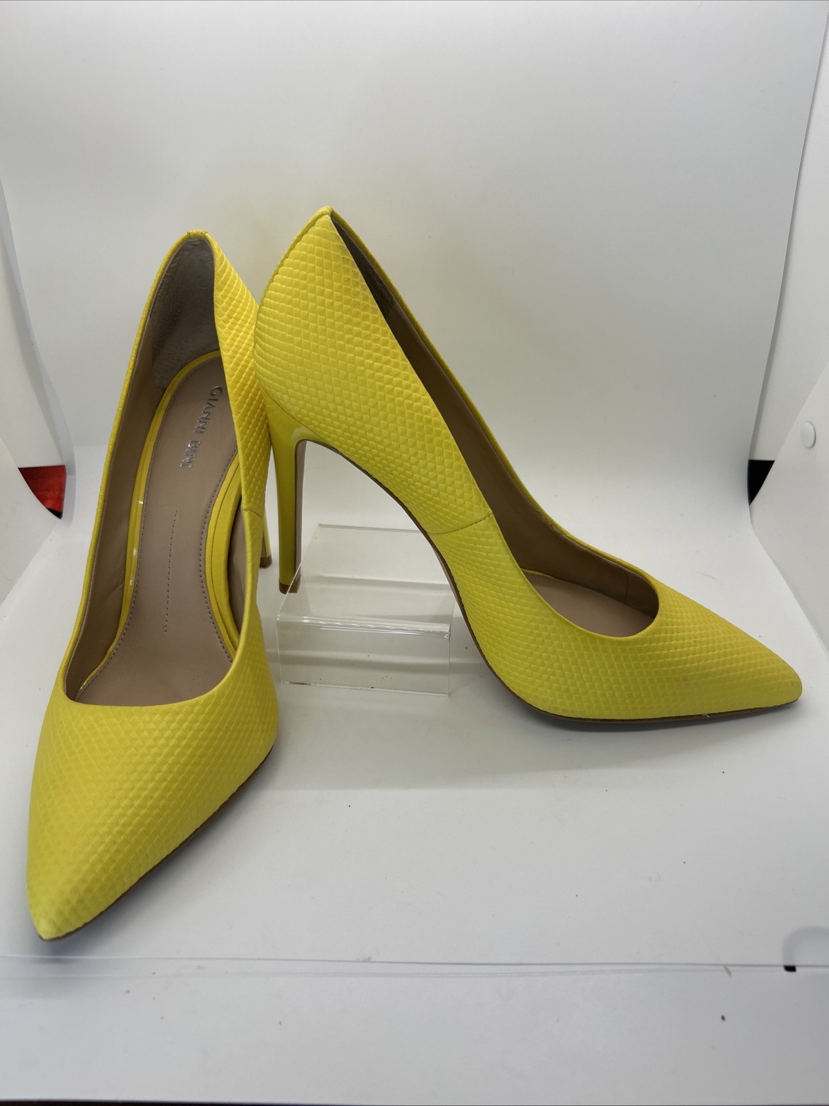 Gianni Bini Bright Yellow Women’s Heels Stilettos Size 10 Leather Snake Embossed