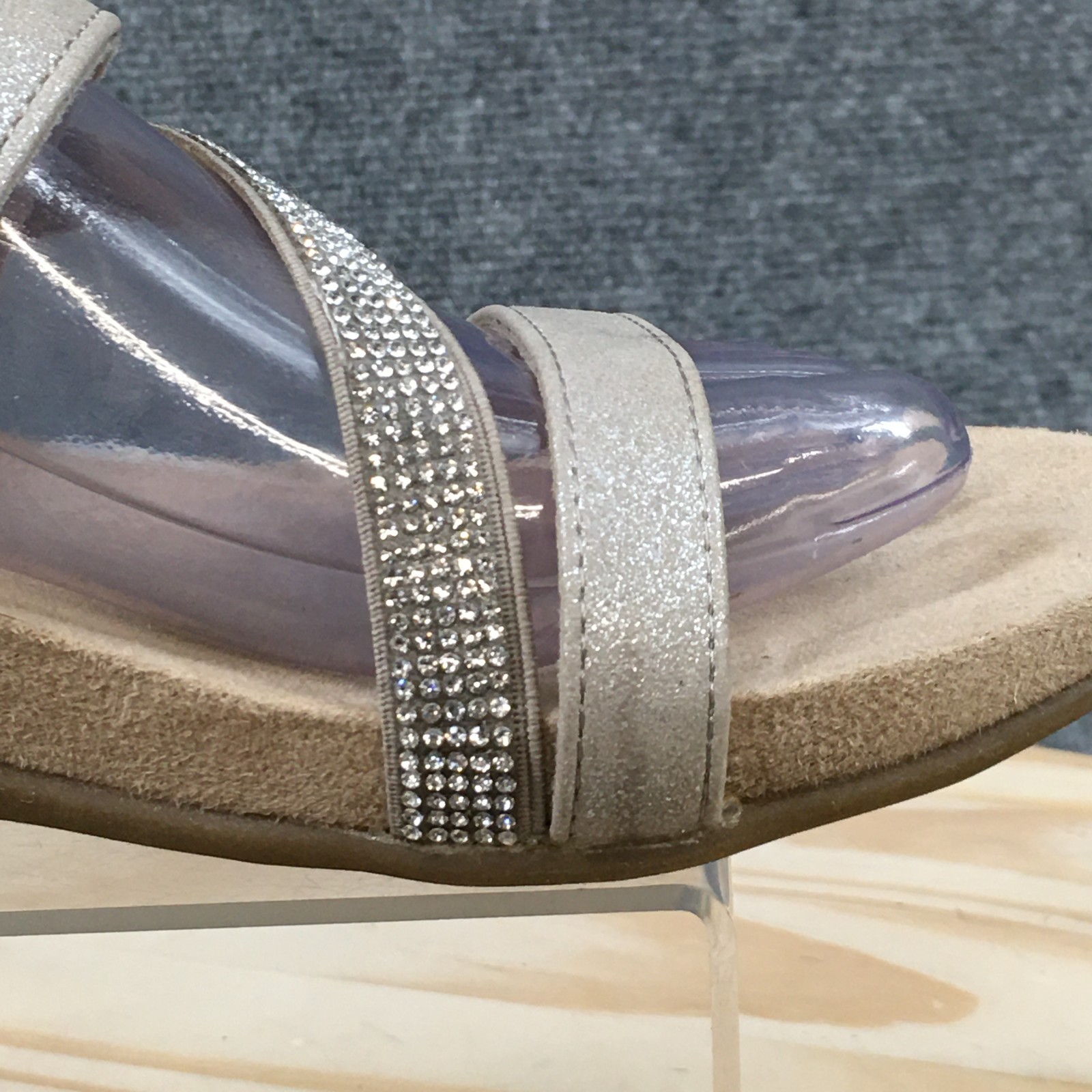 Anne Klein Dobbie Sandals Womens 7.5 Rhinestone Slip On Z-Strap Slide Gray