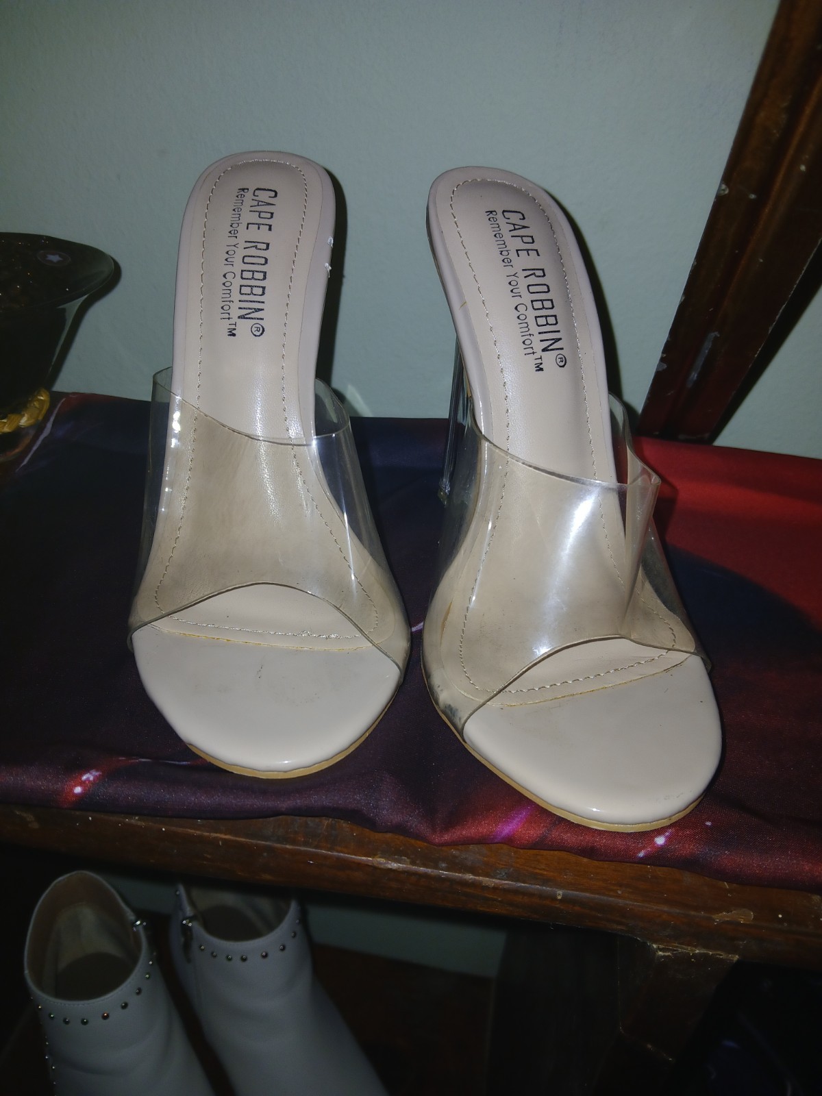 Cape Robbin Women’s Round Toe Platform Sandal Size 6.5