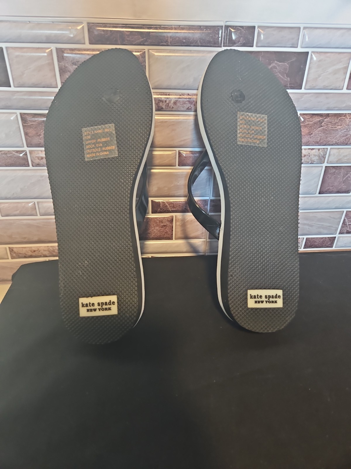 Kate Spade 10M Black White Stripe Milli Flip Flops Thongs Sandal Shoe 1.25 Wedge