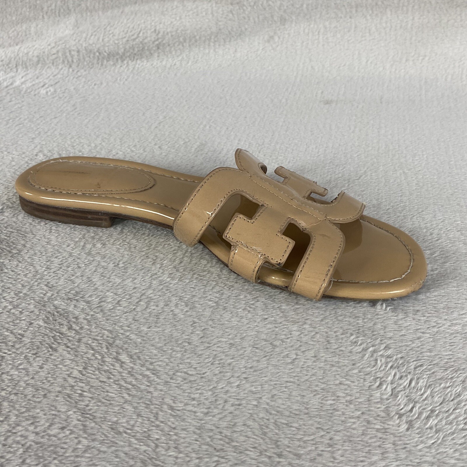 Sam Edelman Bay Womens Slide Sandals Size 8.5 M Tan Patent Leather Flats Slip On
