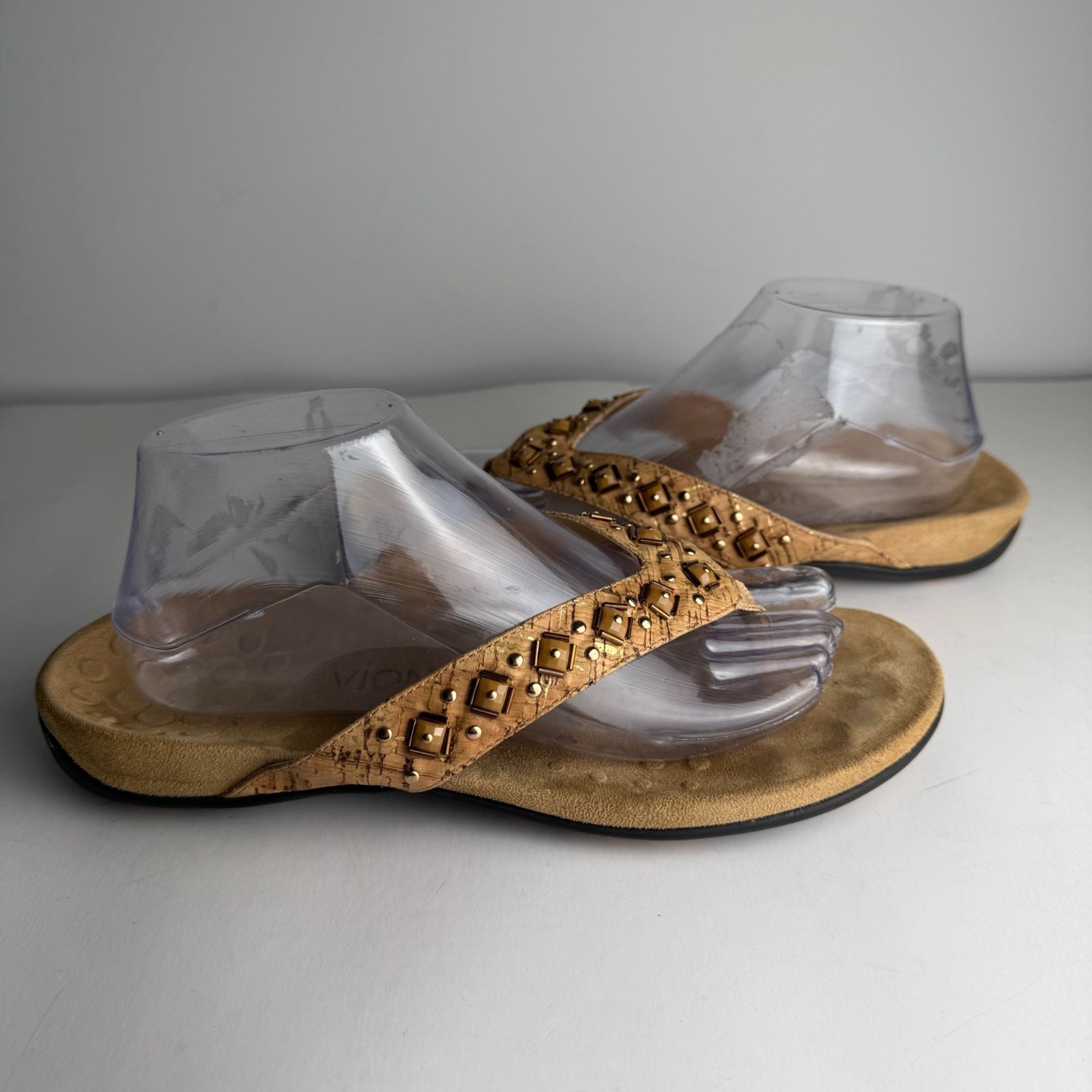 Vionic Floriana Beaded Thong Flip Flop Sandals Beige Tan Size 11 Size Unknown