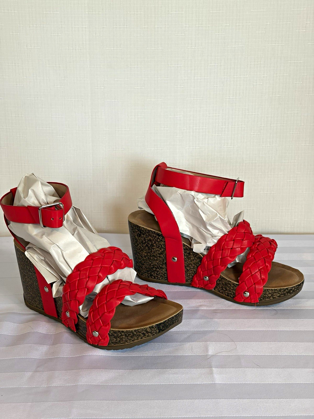 Yoki Women’s Red Braided Strappy Wedge Sandals Ankle Strap Buckle Size 6