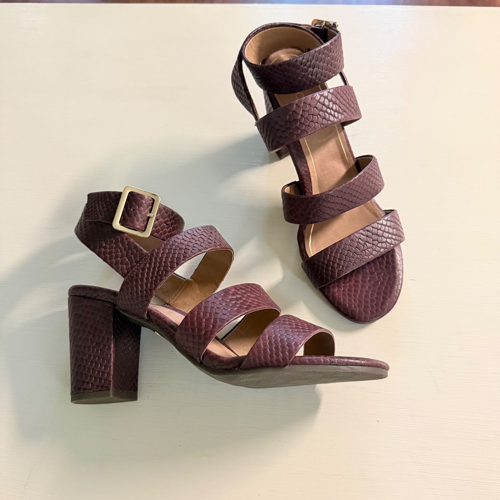 Vionic Burgundy Snake Embossed Multi Strap Block Heel Sandals Size 9 Wine Red