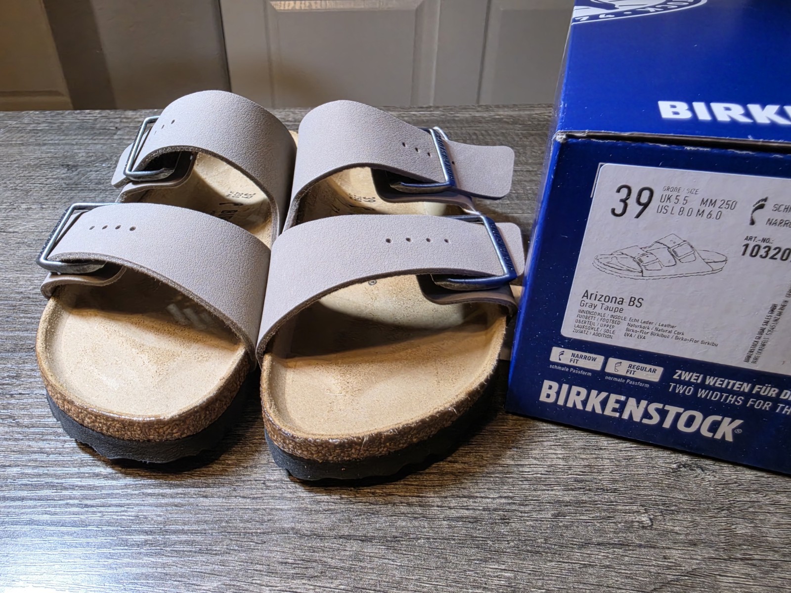 Size 8 Birkenstock Arizona BS Grey Taupe Size 39N
