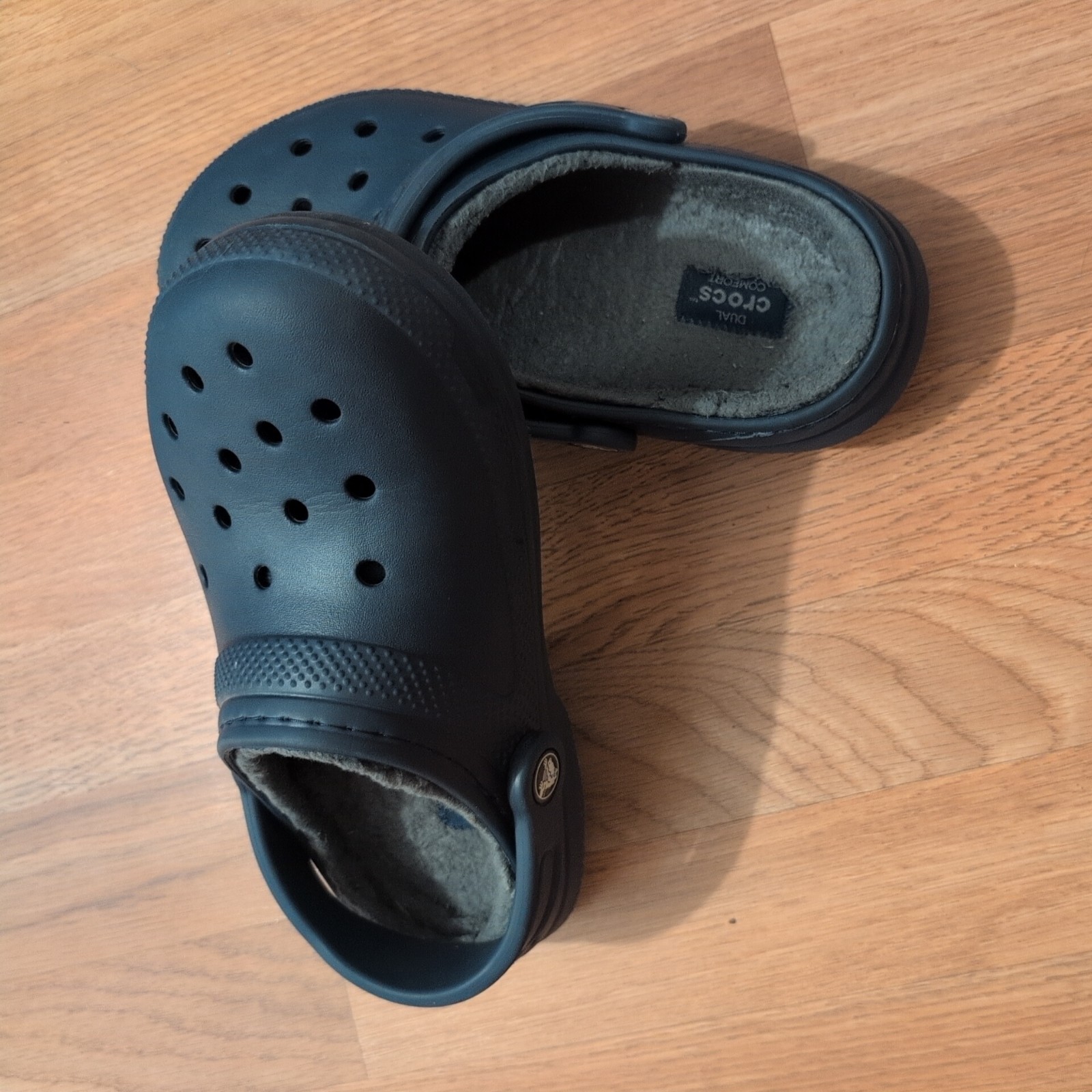 Crocs Clogs Size Men 4 Women 6 Classic Fuzzy Lined Shoe Blue On Comfort Sandal