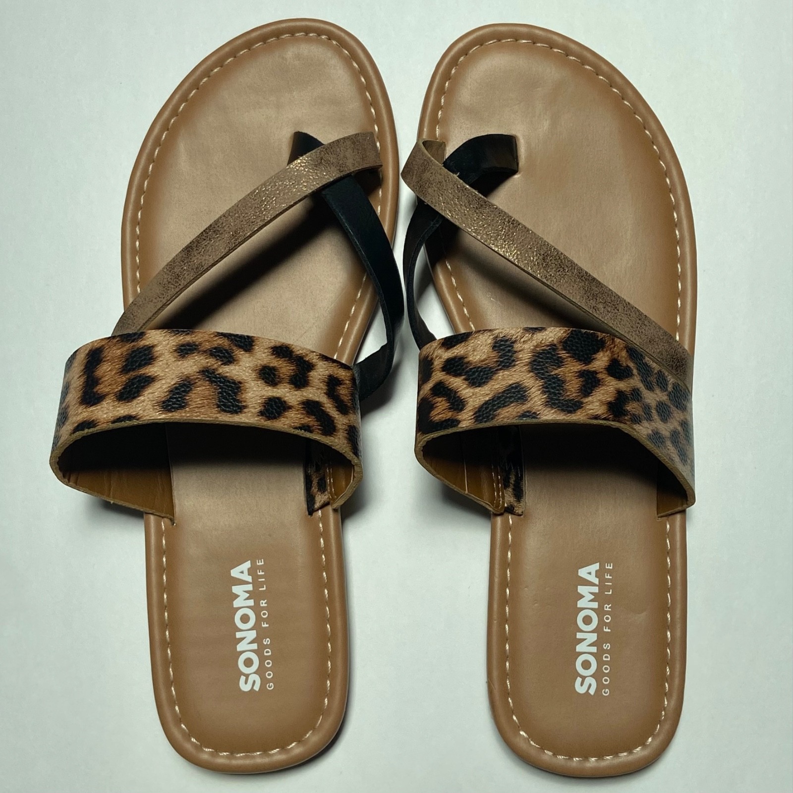 Sonoma Slip On Strappy Sandals Criss Cross Toe Womens 9/10 Leopard Print