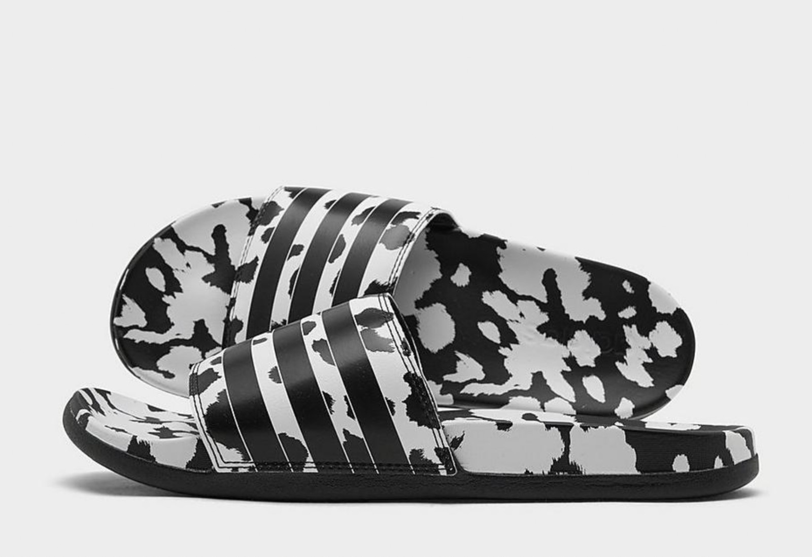 Adidas ADILETTE COMFORT Black White Slides Sandals Womens