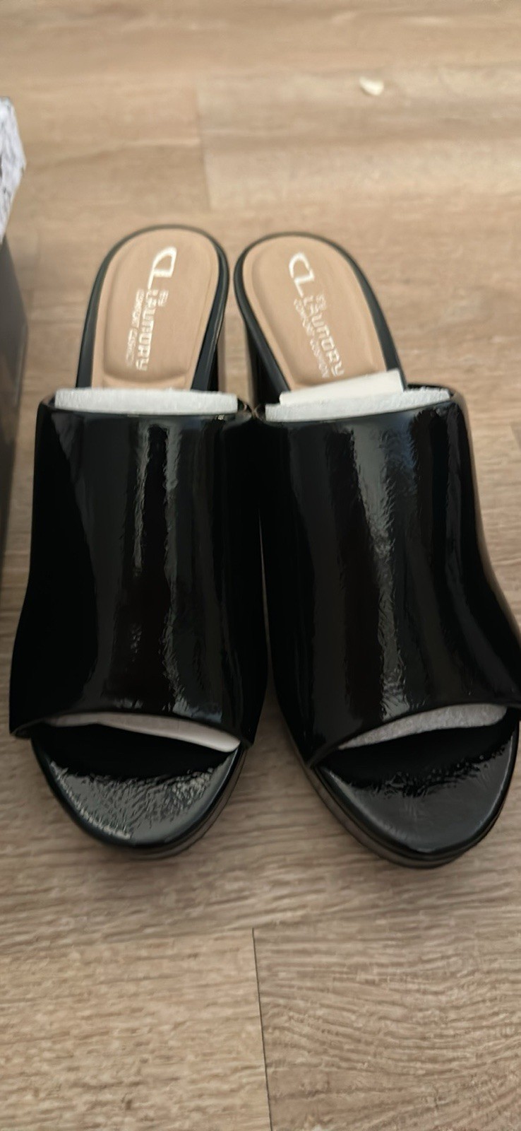 NEW! CL by Chinese Laundry Women’s Get On Cloud Pat Heeled Sandal Size 8.0 Black