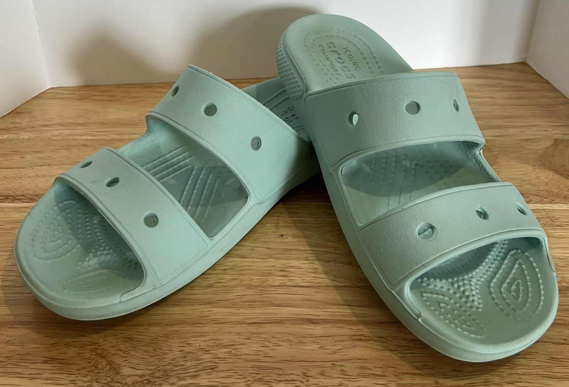 Crocs Classic Men 4 Women 6 Light Blue Green Two Strap Slide Sandals
