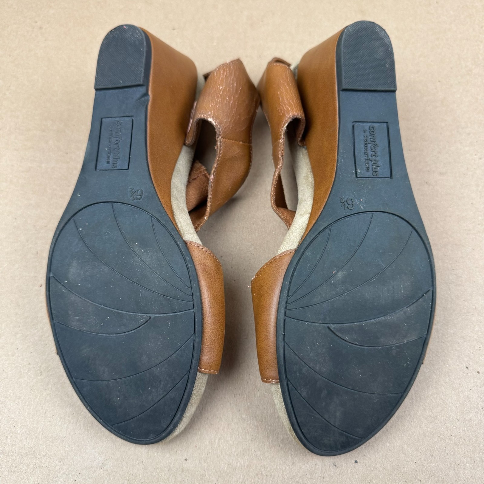 Comfort Plus by Predictions Women’s Brown Wedge Sandals Size 6.5