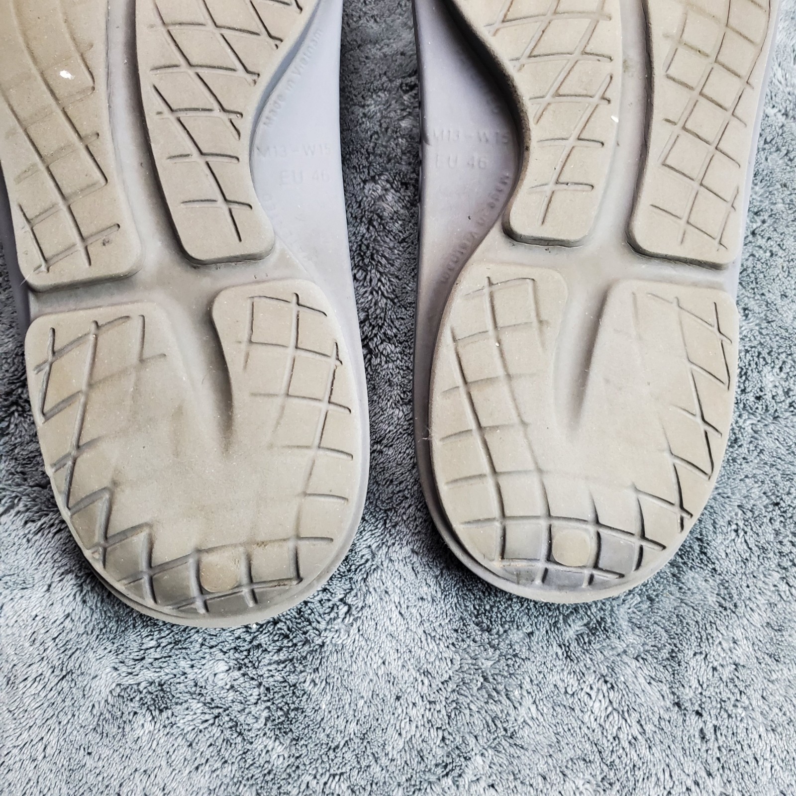 OOFOS Original Recovery Flip Flops Men’s 13 Women’s 15 Gray Comfort Thong Sandal
