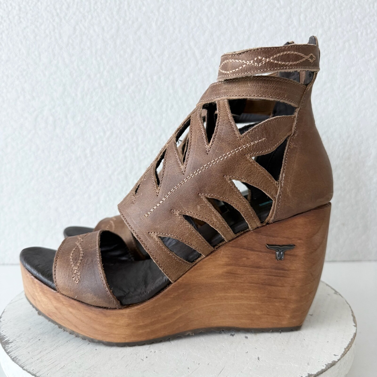 NEW Lane Boots BECCA Womens Brown Wedges 10 Western Sandals Cowgirl Wooden Heel
