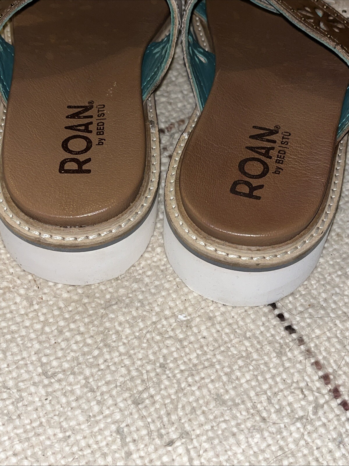 BedStu Chant Tan & Bone Leather Sandals Sz 7.5