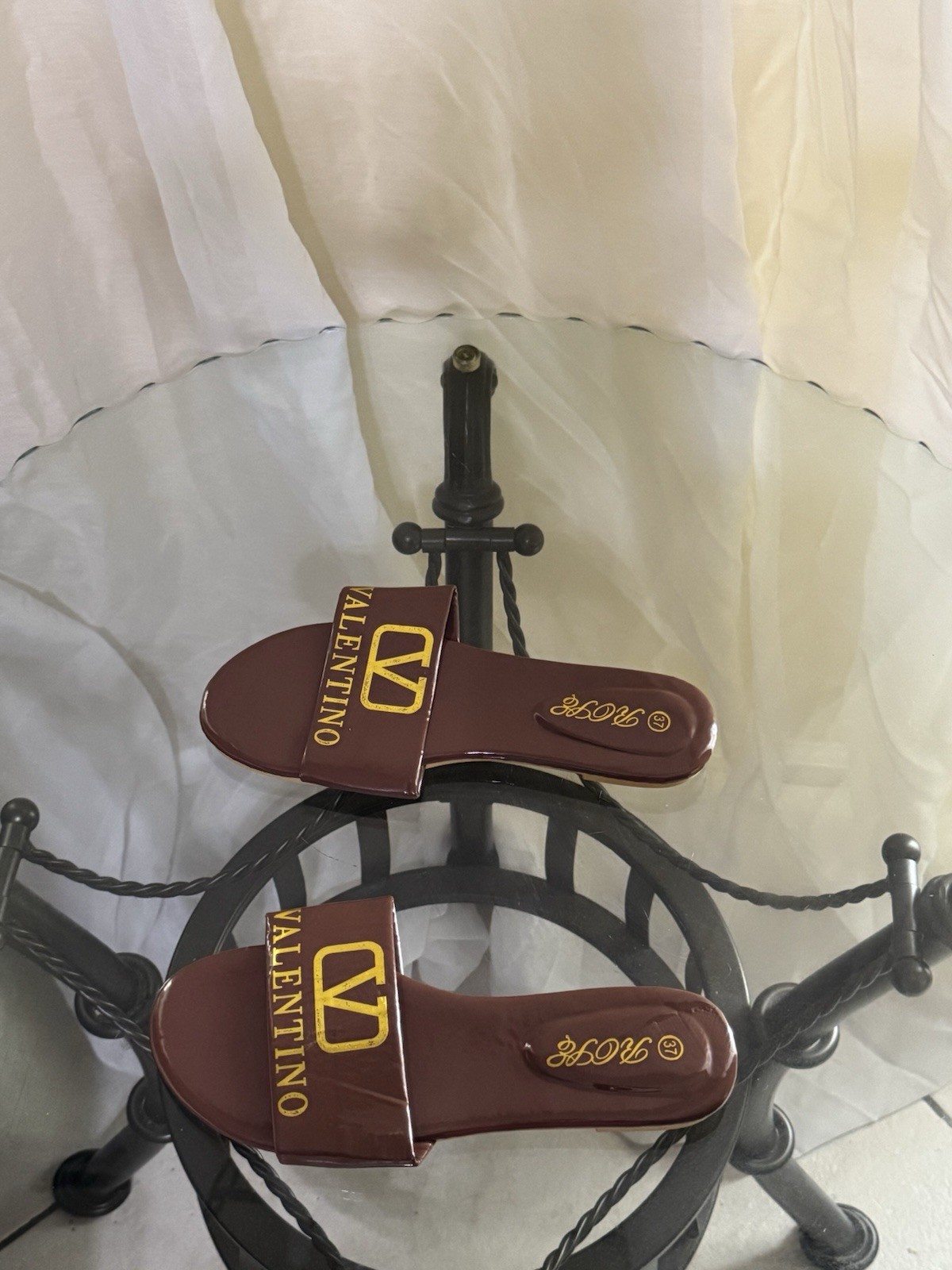 Valentino Women’s Burgundy Leather Logo Slide Sandals Slip-On US 8 EU 37