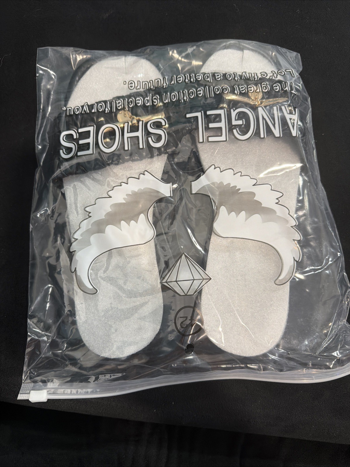 sandals women. Size :36,37,38,39,40,41,42 Available