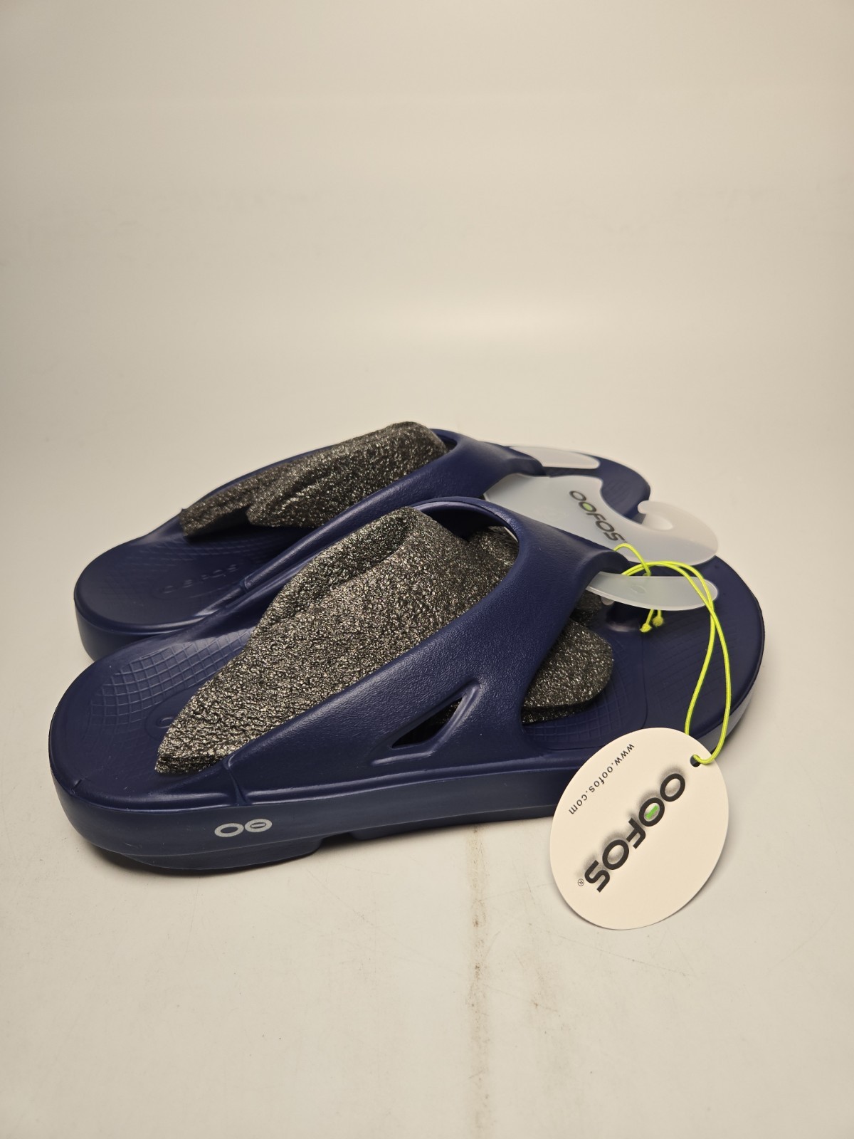 OOFOS Unisex OOriginal Sandal Recovery Thong Navy Size M8/W10 Style #1000
