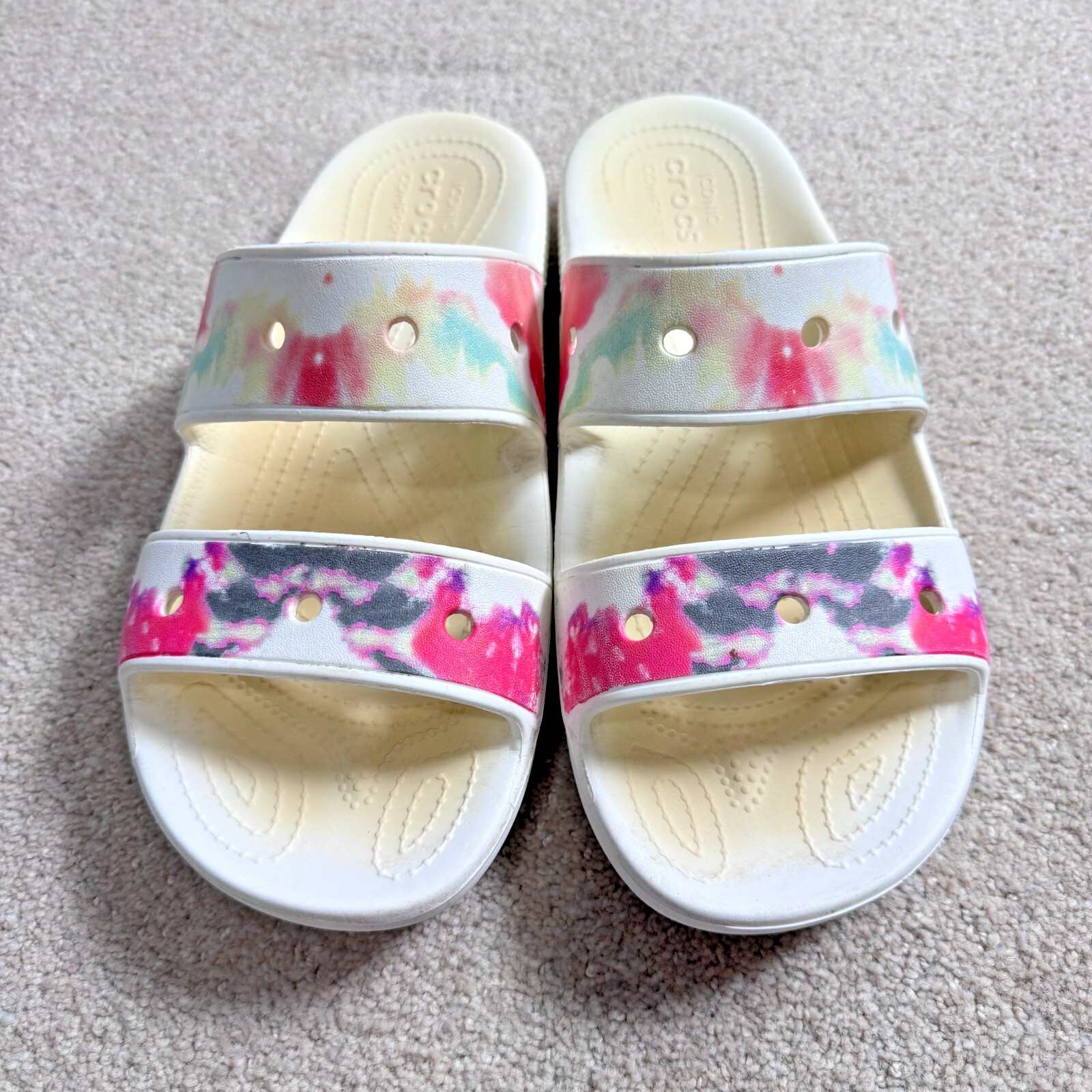 Crocs Unisex Classic Crocs Tie-Dye Graphic Slide Sandal White Women 12 Men 10