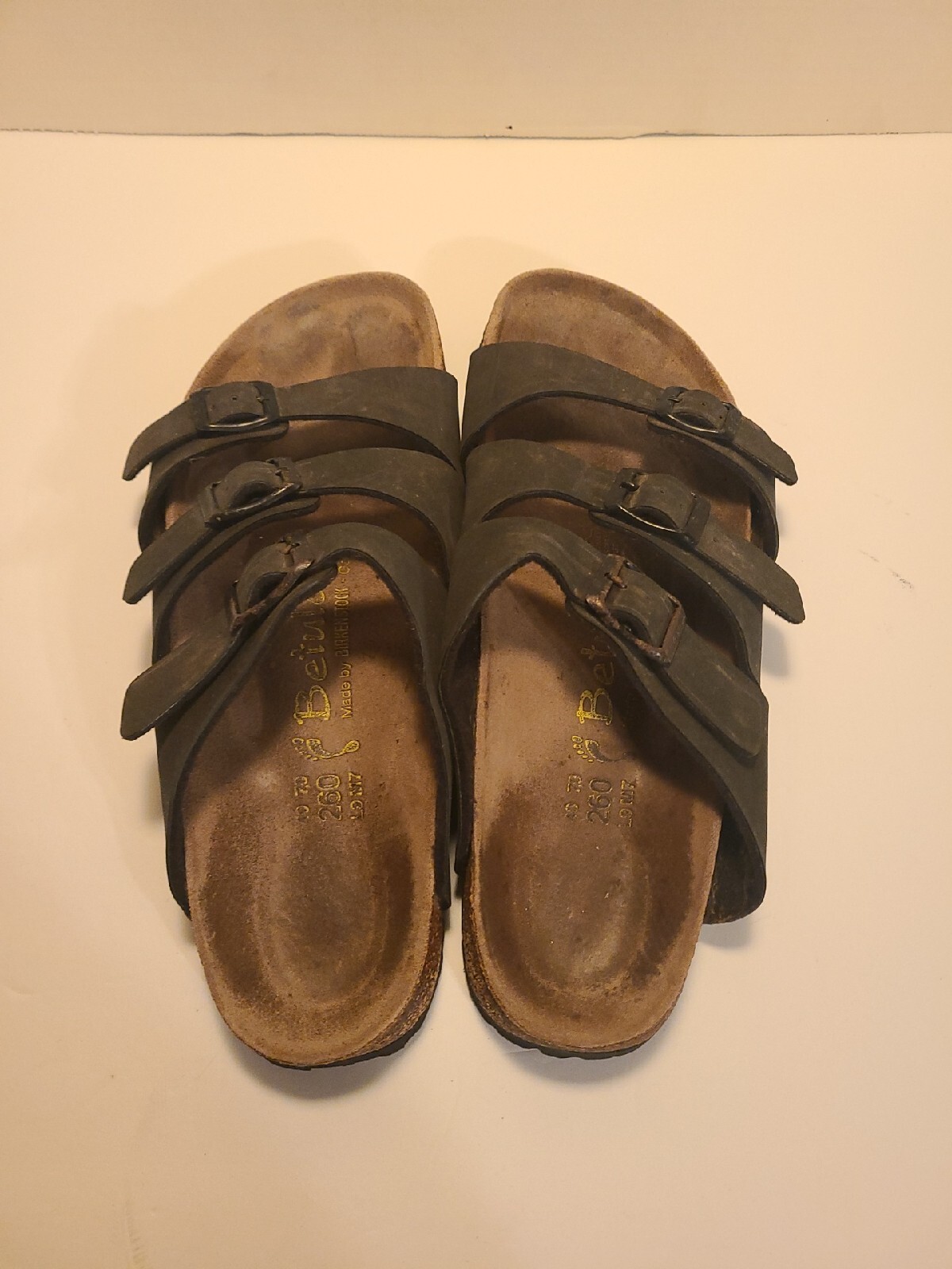 BETULA BIRKENSTOCK TRIPLE 3-STRAP SANDAL 9 US 40 EU BROWN FAUX + LEATHER BUCKLES