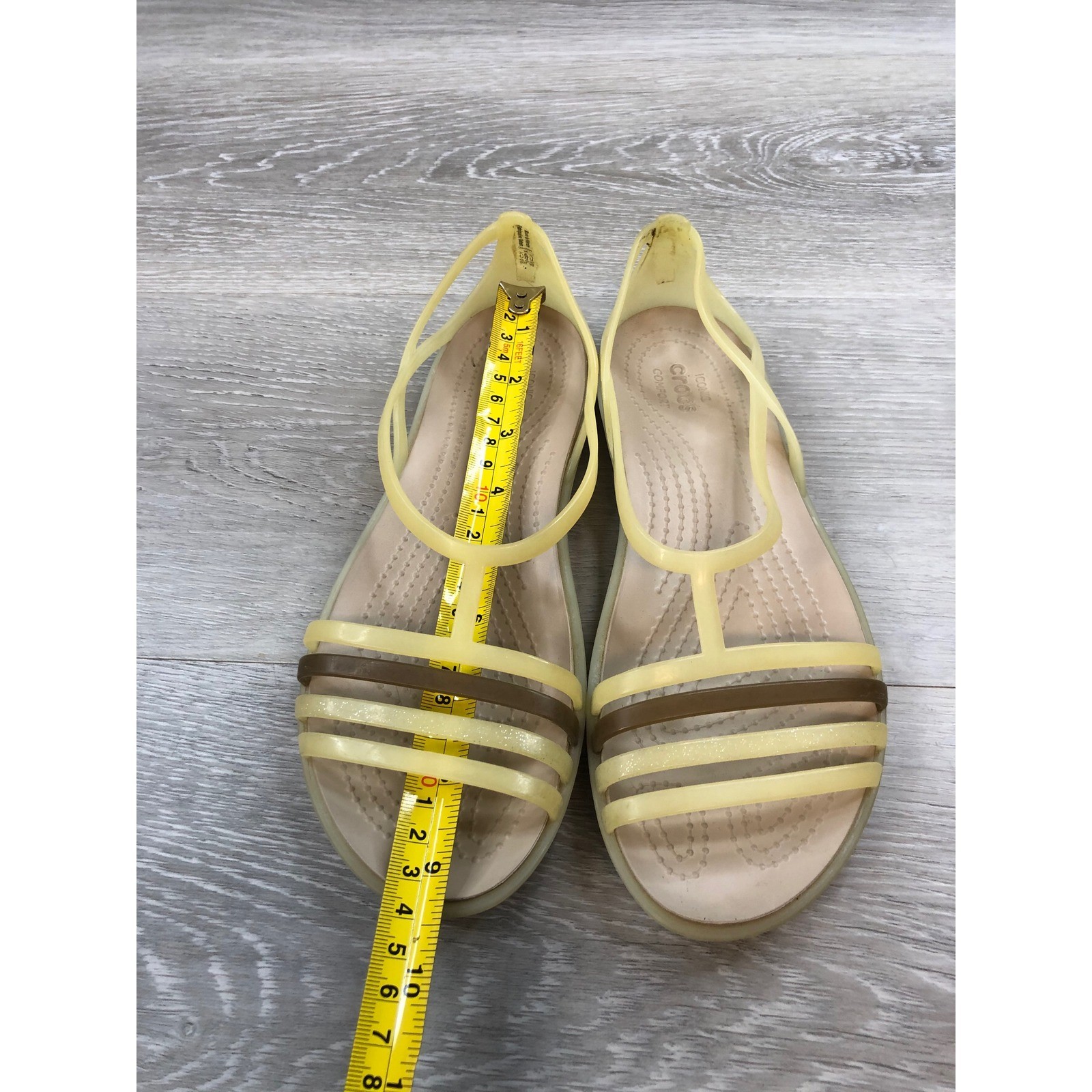 Crocs Isabella Women’s Strappy Sandals Brown Travel 6 Casual Comfort Beach Shoes