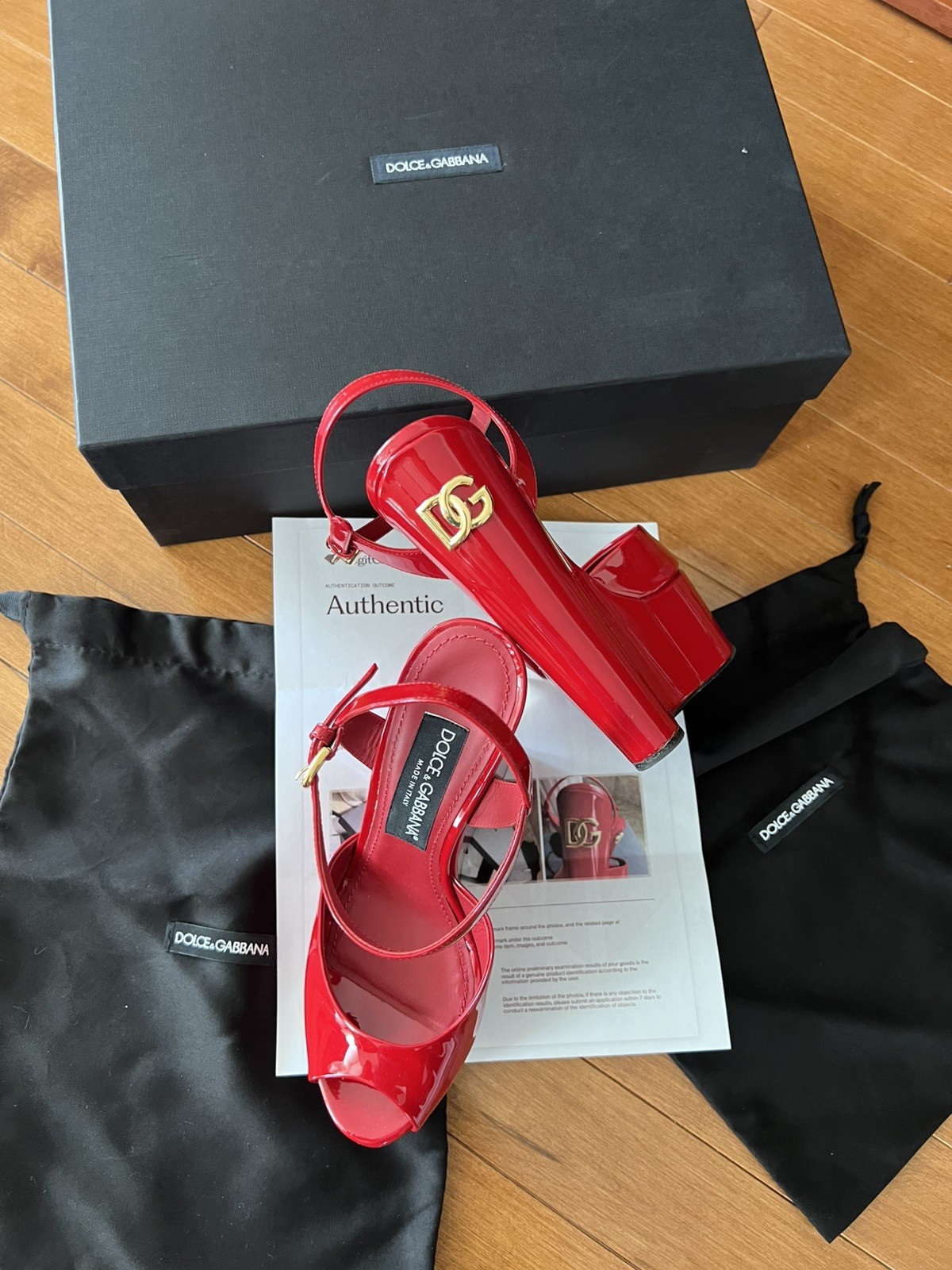 Dolce And Gabbana 💎AUTHENTIC! Dolce & Gabbana Red Bianca 105 Patent Leather