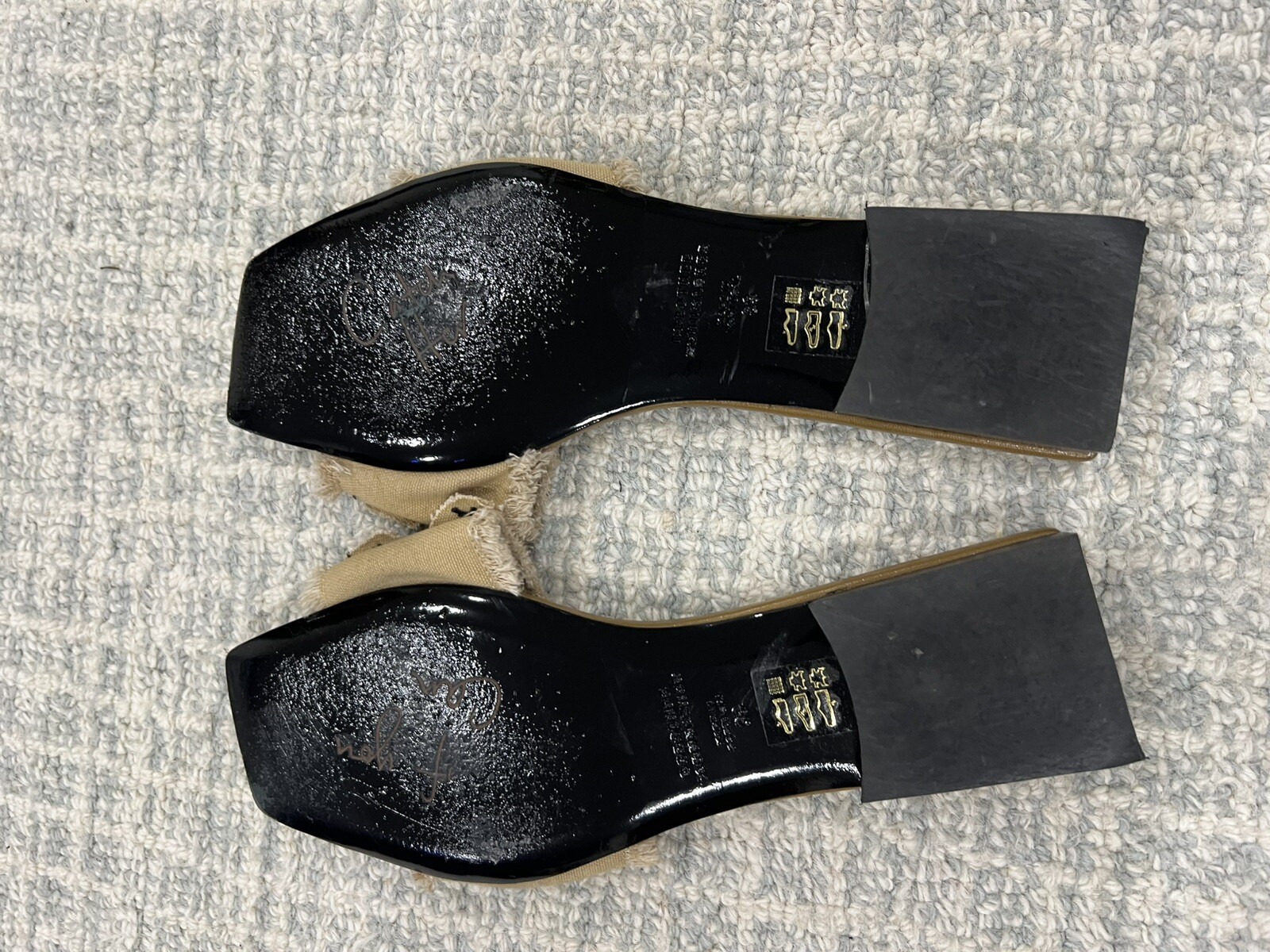 Dorothee Schumacher Embroided Dreams Sand Leather/ Canvas Slide Sandals 39 / 9