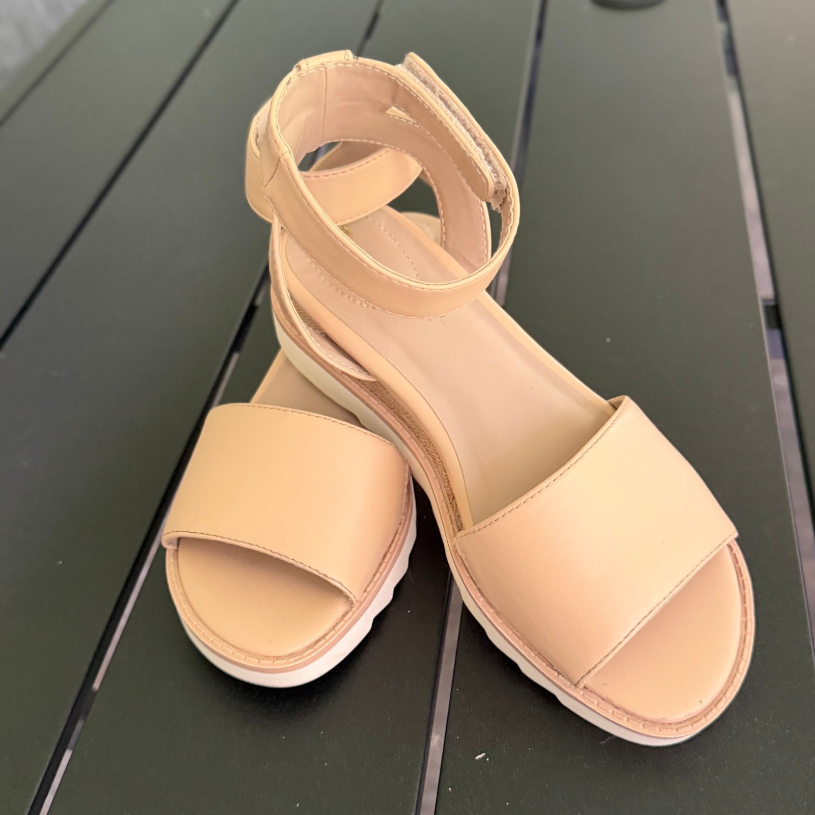 Giani Bernini Nude Platform Wedge Sandals Womens Size 6 Espadrille Ankle Strap