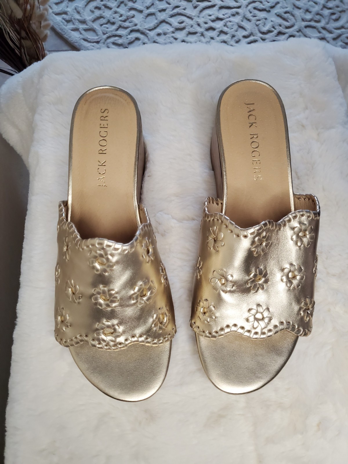 Jack Rogers Wells Wedge Slide Platinum Gold