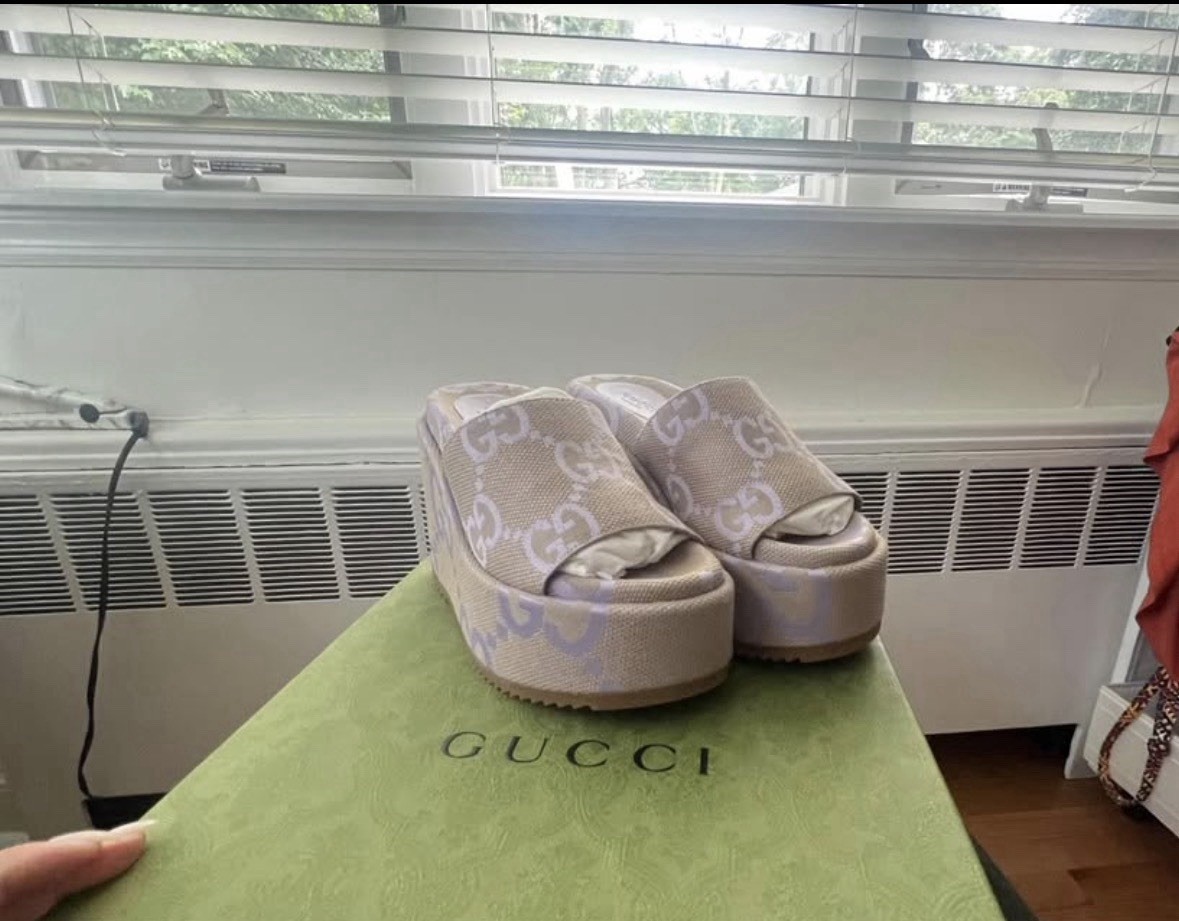 Gucci Monogram Jumbo GG Wedge Sandals US6 New, Unworn