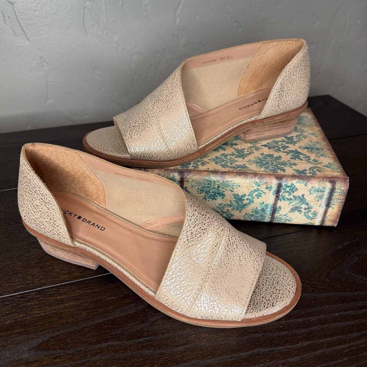Lucky Brand Women’s Gold Metallic D’Orsay Slip-On Sandals Block Heel 8M
