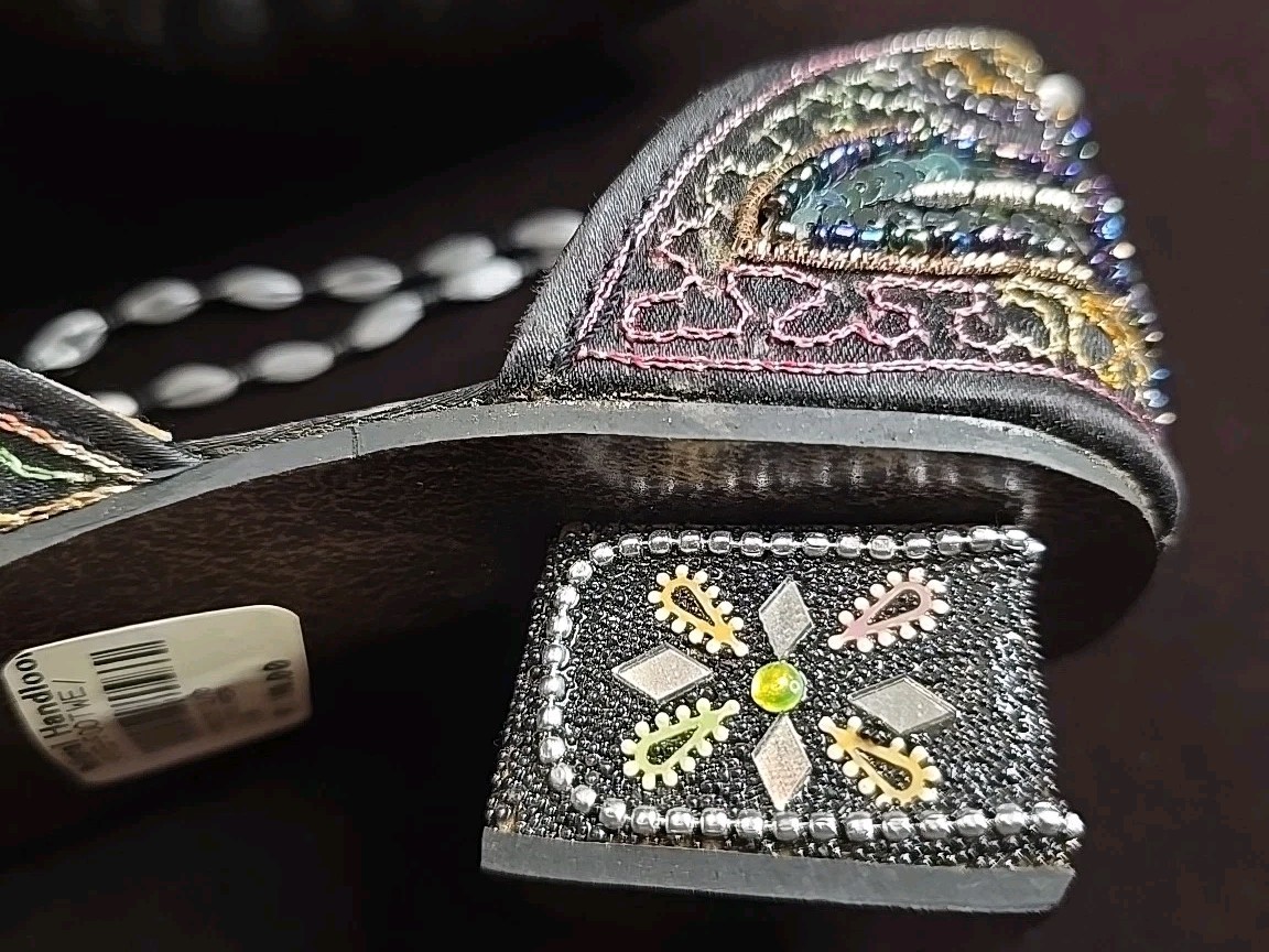 Traditional Women Shoes Embroidered Beaded Handmade Pakistan Punjabi