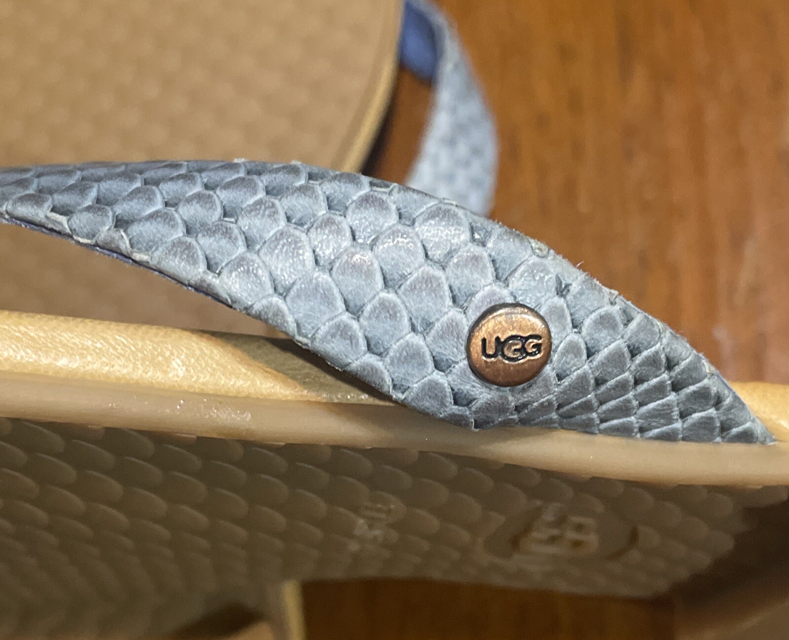 UGG Snake Skin Thong Flip Flops Size Unknown Samples