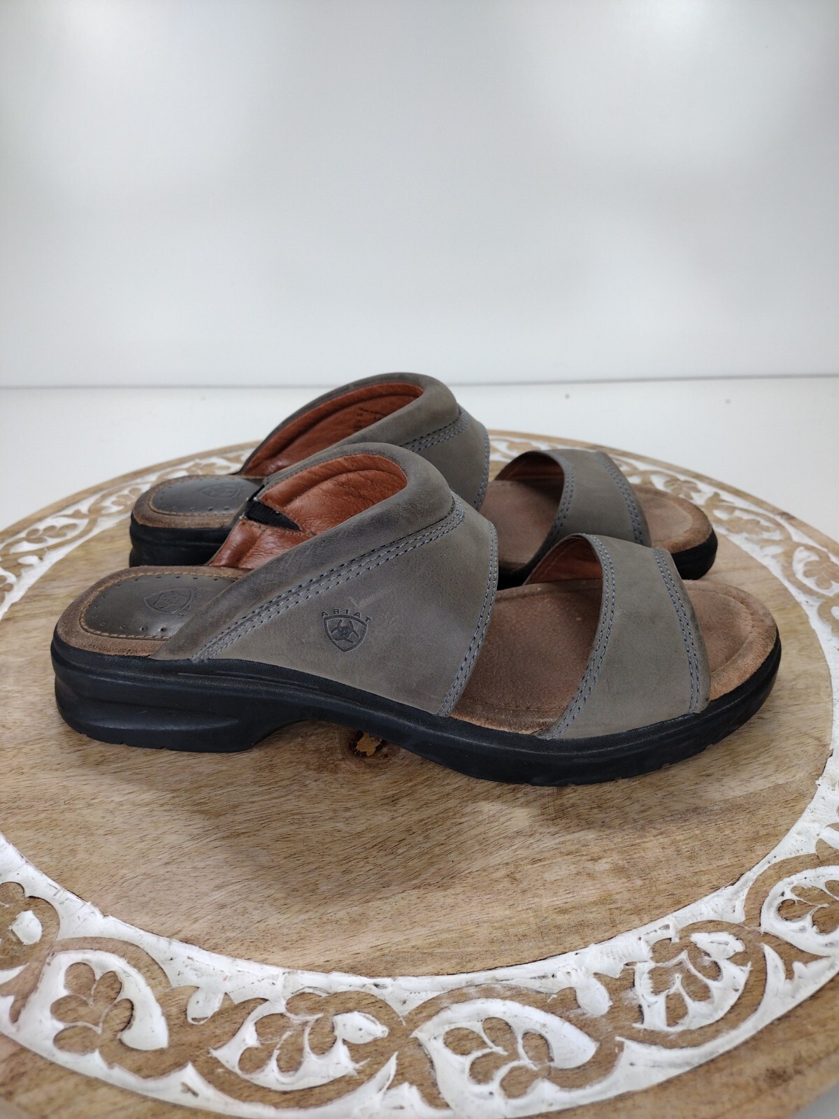 Ariat Leather Sandals Women’s 9.5 Tan Slides Open Toe Slip-On Double Strap
