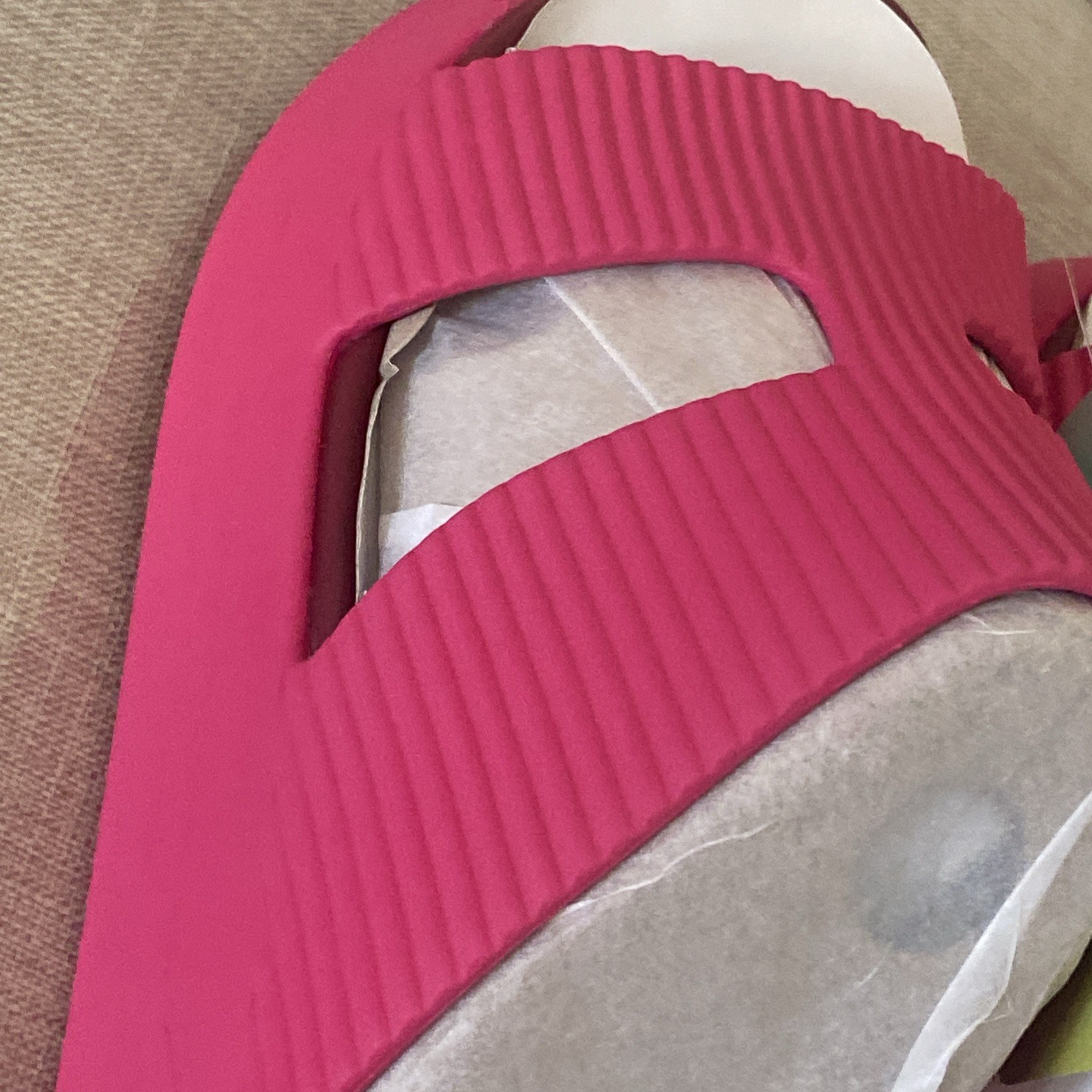 Crocs Women’s Getaway Groove Platform H-Strap Sandal | Size 6 | Dragon Fruit