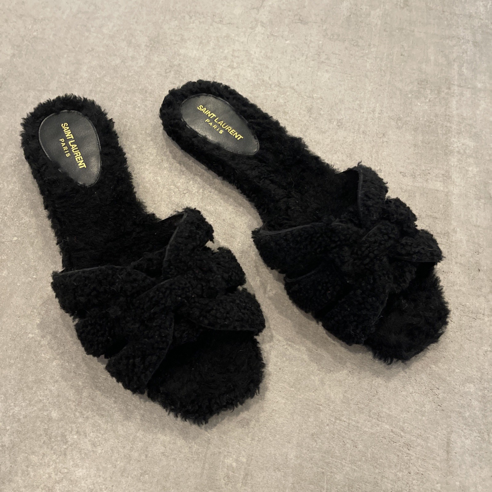 Saint Laurent Tribute Flat Sandals Nero Shearling Black 39 / 9 $695