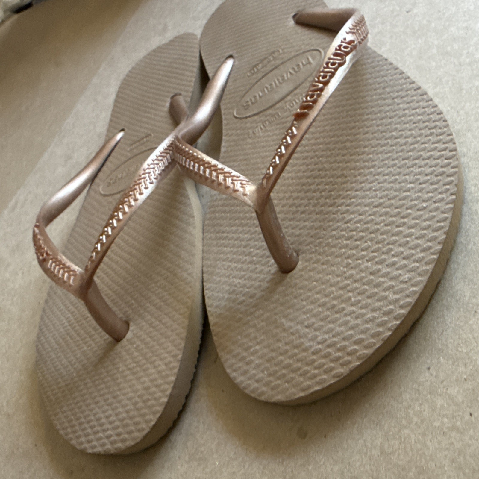 Havaianas Slim Light Bronze Metallic Bronze Strap 39/40 – New