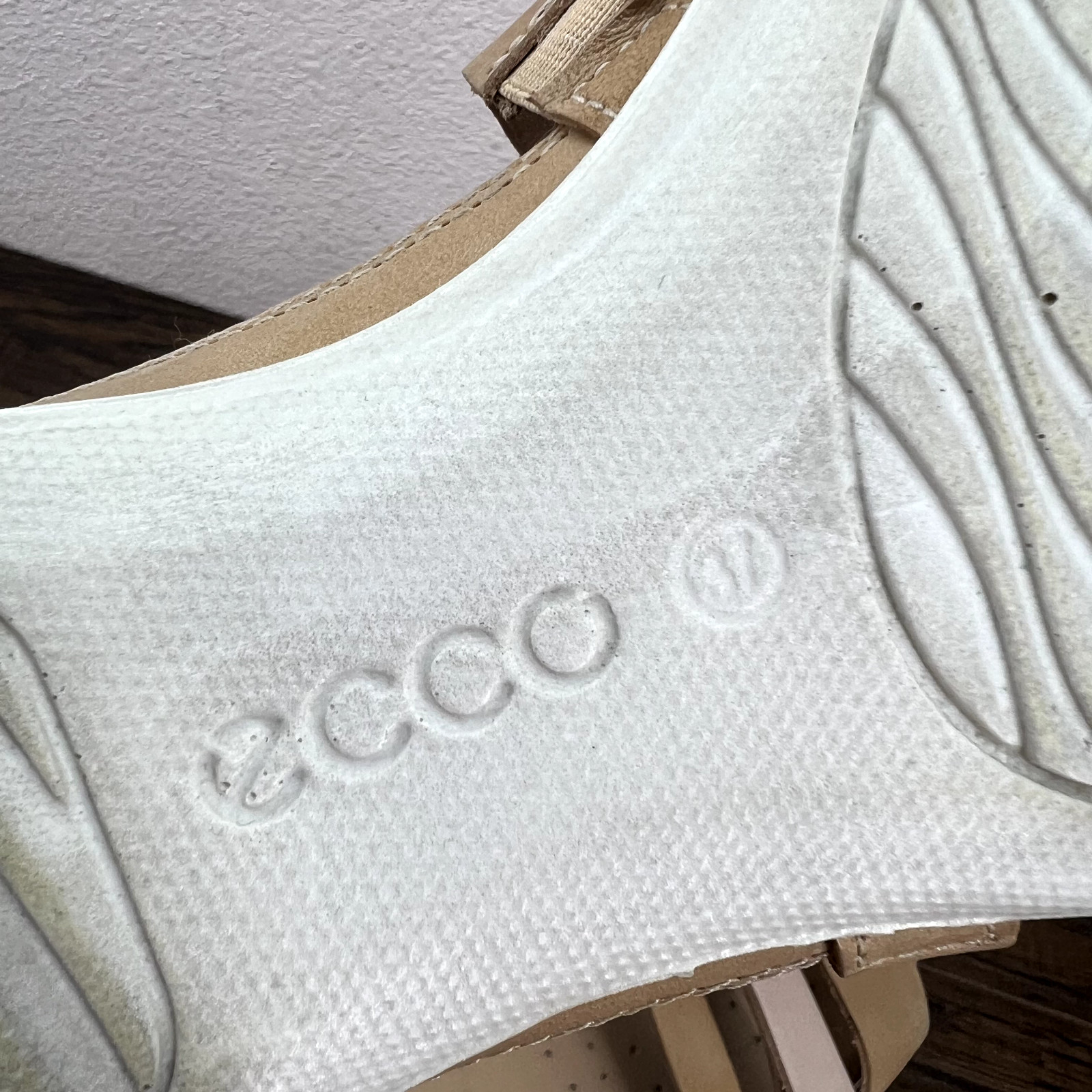Ecco Sandals Slide Walking 6.5 EU 37 Beige Tan Leather Everyday Casual Travel