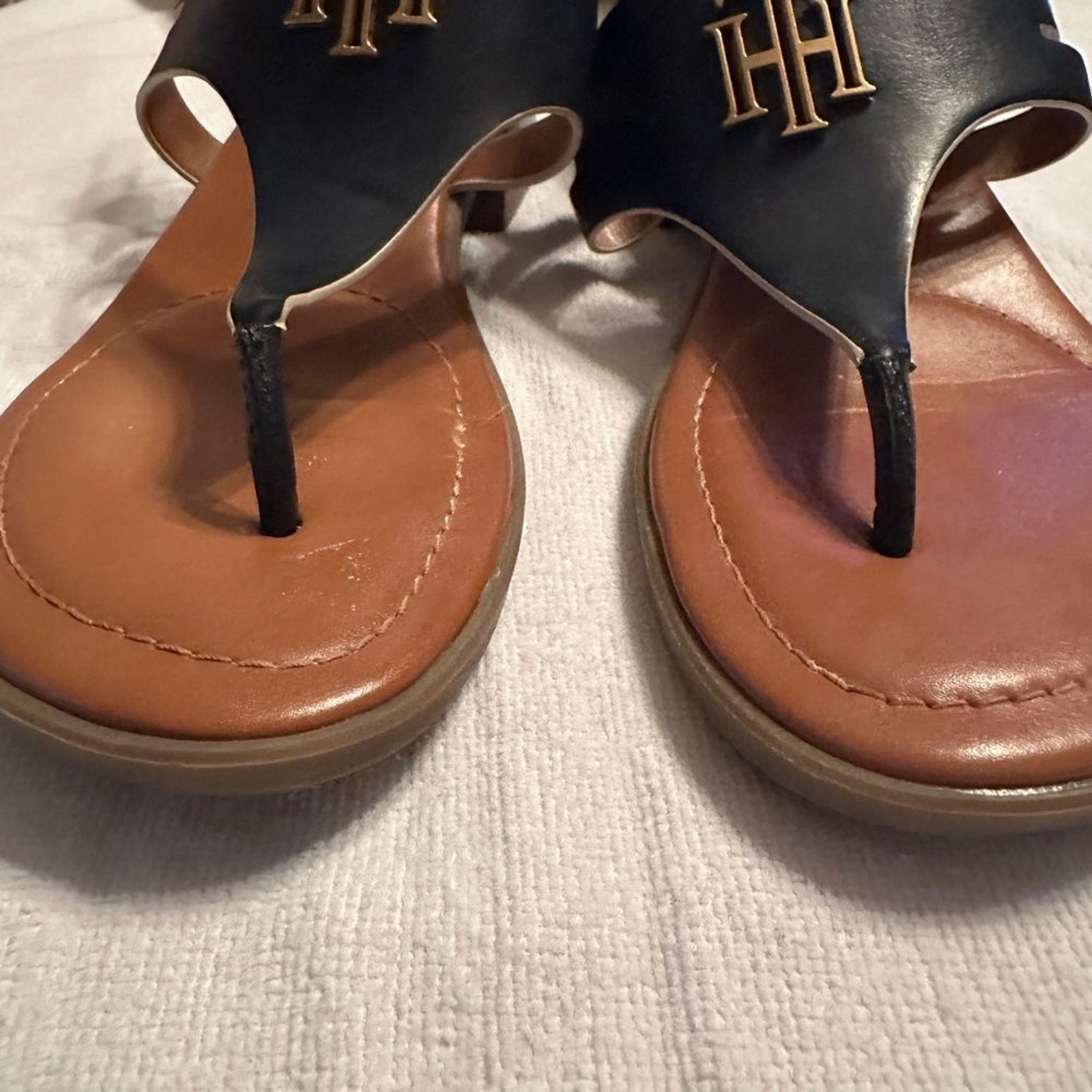 Tommy Hilfiger Women’s Ezma Thong Sandals- Size 9M