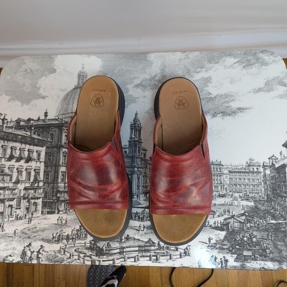Ariat Bridgeport Burgundy Leather Slide Sandal 7.5