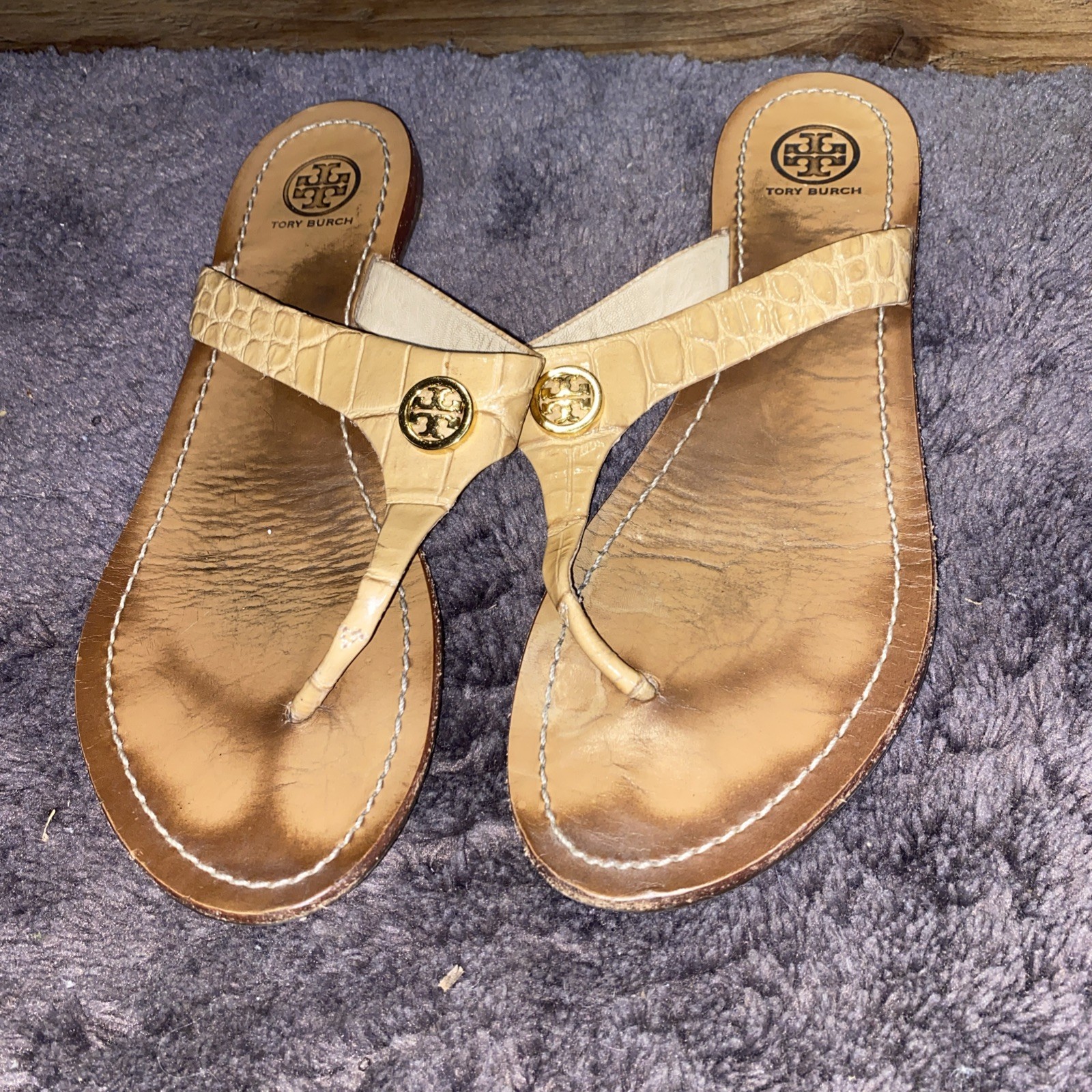 AS IS……Tory Burch Beige Thong Croc Sandals Beige Size Unknown