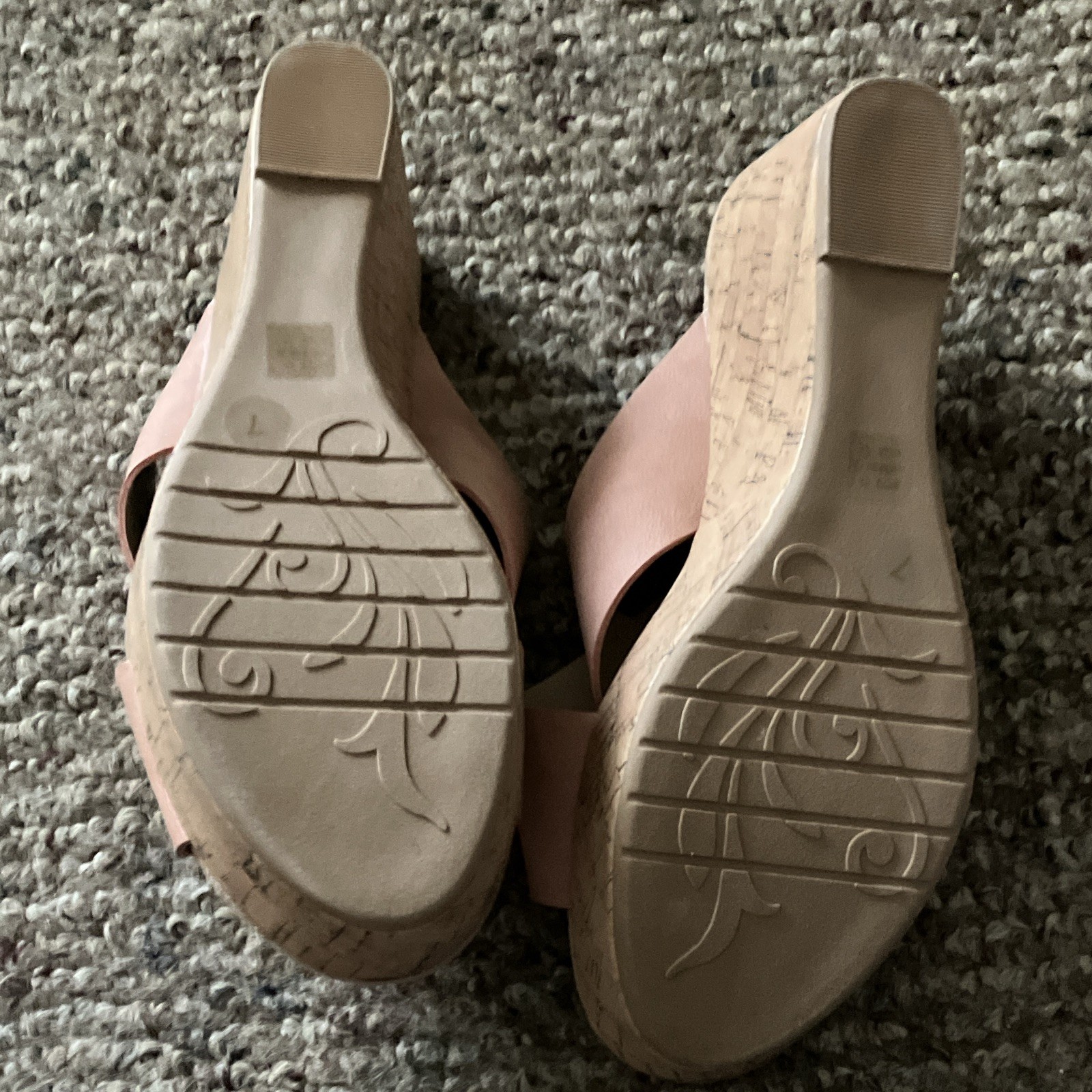 CL By Laundry Crisscross Wedge Slide Sandals Slip-On Straps Pink/Beige US 7